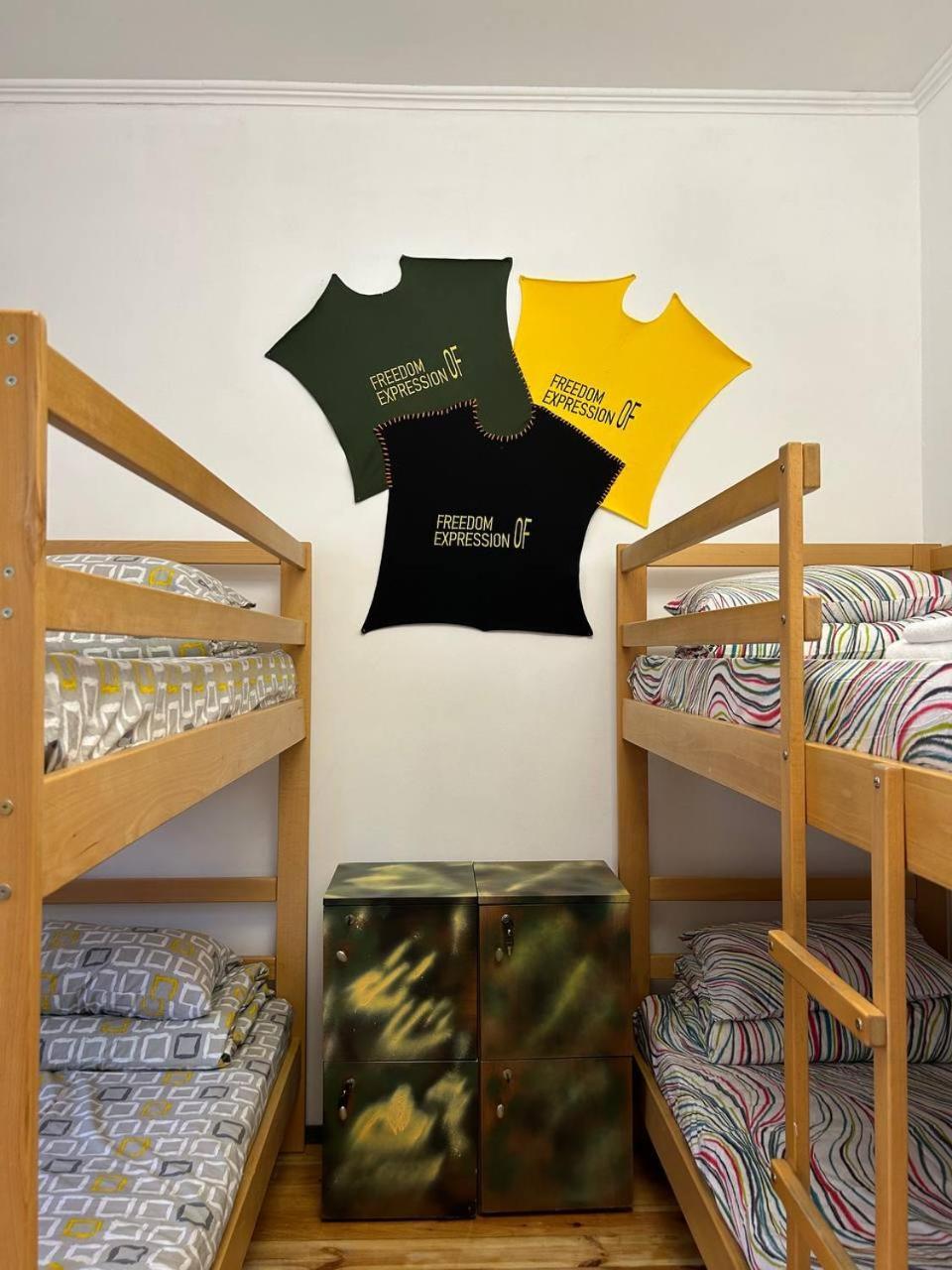 Hostel Europe-U Lviv Extérieur photo